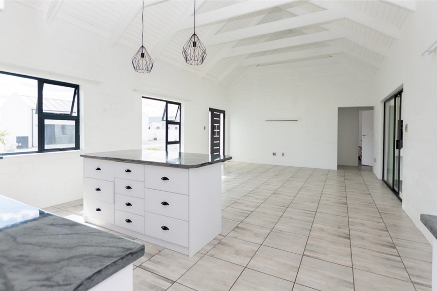 3 Bedroom Property for Sale in Atlantic Shores Beachfront Estate Western Cape
